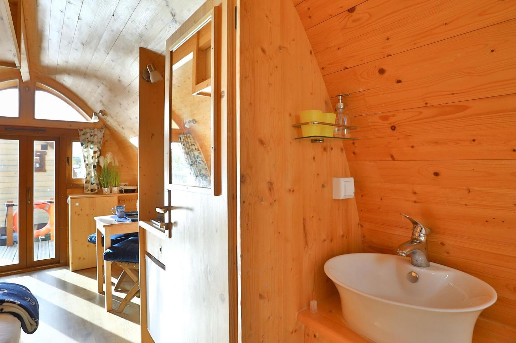 Hausboot Dotterbart Hotel Gager Luaran gambar